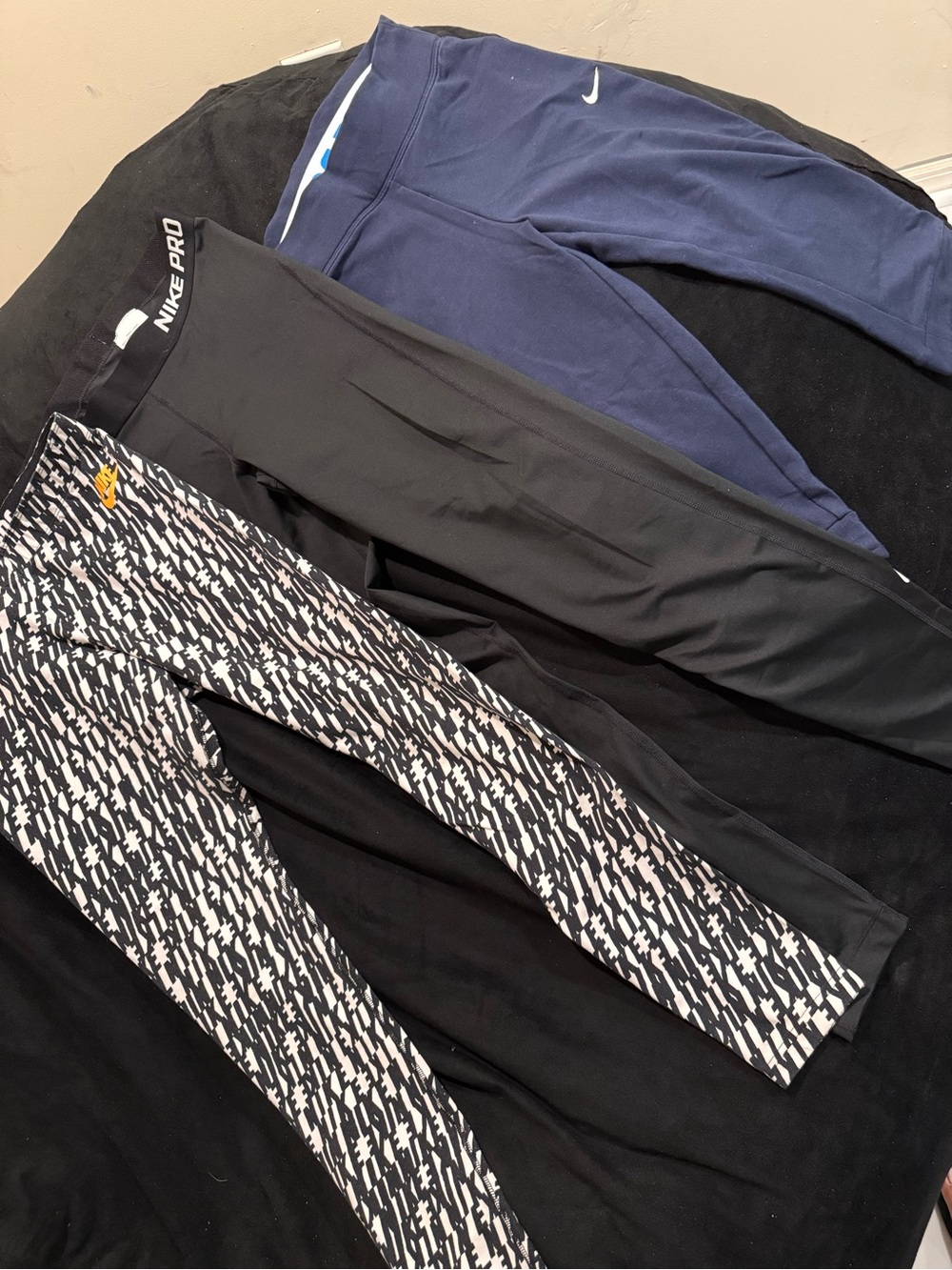 Girl Nike pants sz M